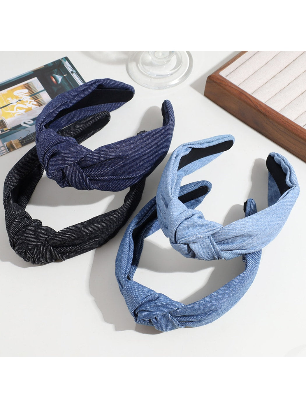 Gifty - Retro Style Wide Front Knot Headband