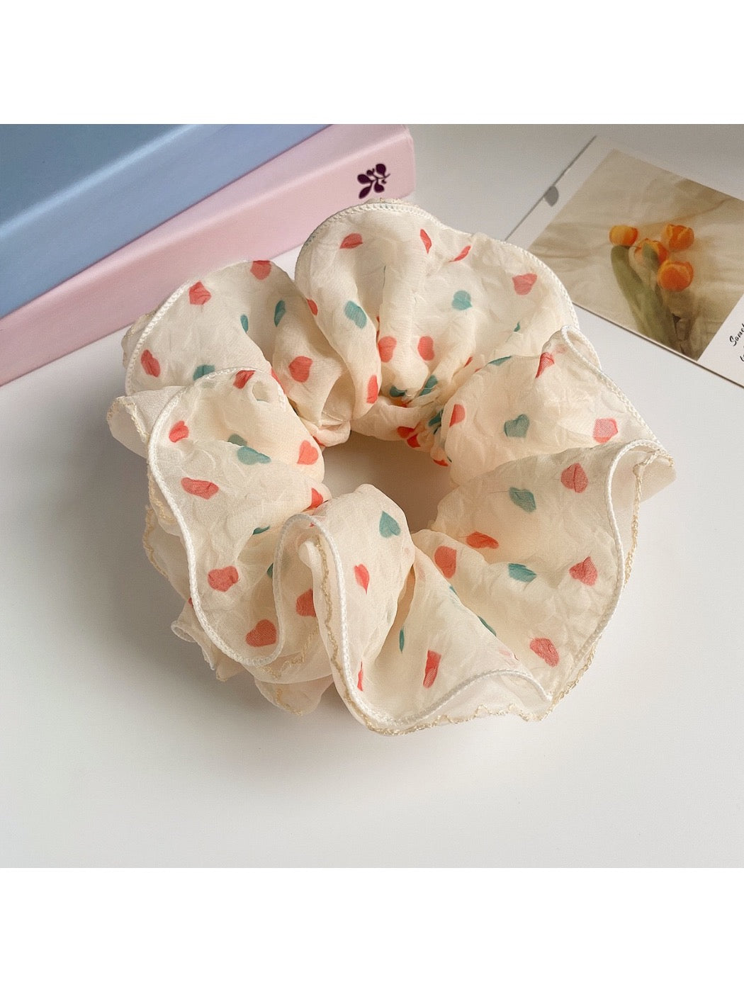 Gifty - Heart Polka Dot Scrunchie