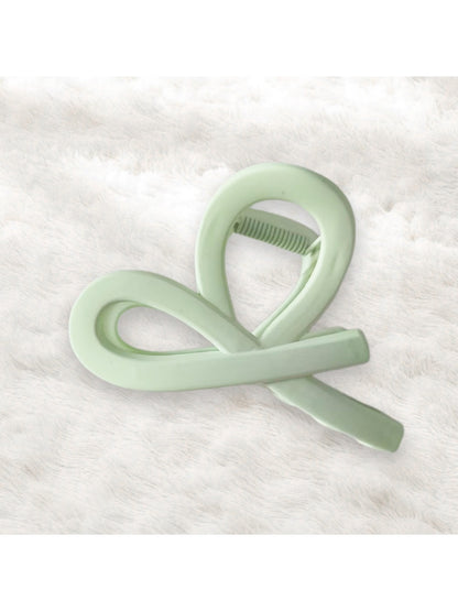 Beau - Twisted Hollow Plastic Modern Style Claw Clip