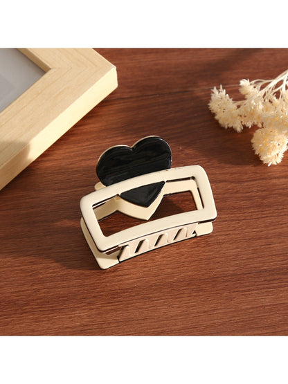 Beau - Heart Cutout Square Hair Claw Clip