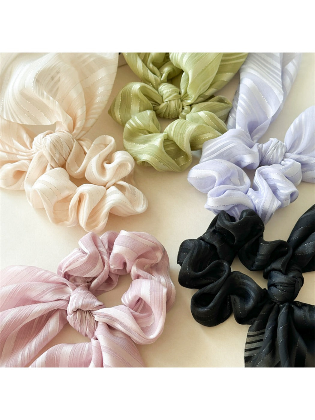 Gifty - Soft Ribbon Hair Scrunchie
