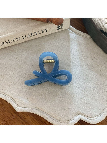 Beau - Elegant Solid Color Curved Claw Clip