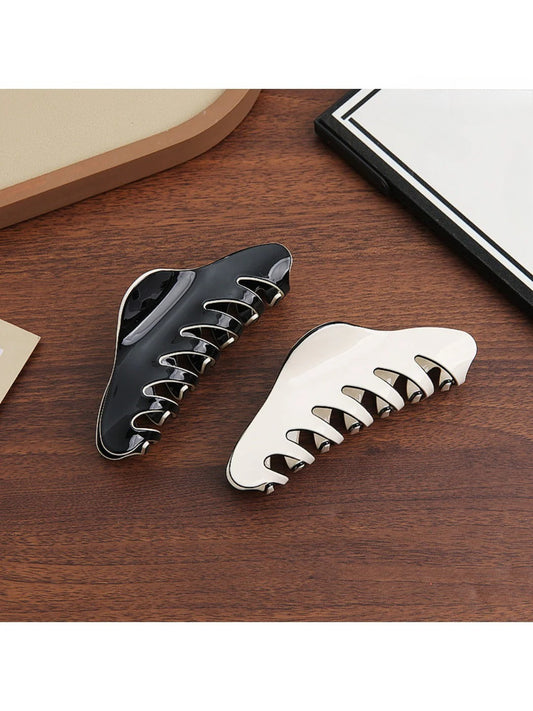 Beau - Clean Lined Solid Color Claw Clip