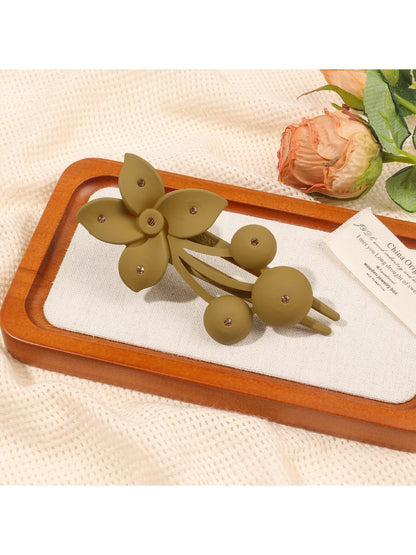 Beau - Floral Hair Clips Fashionable