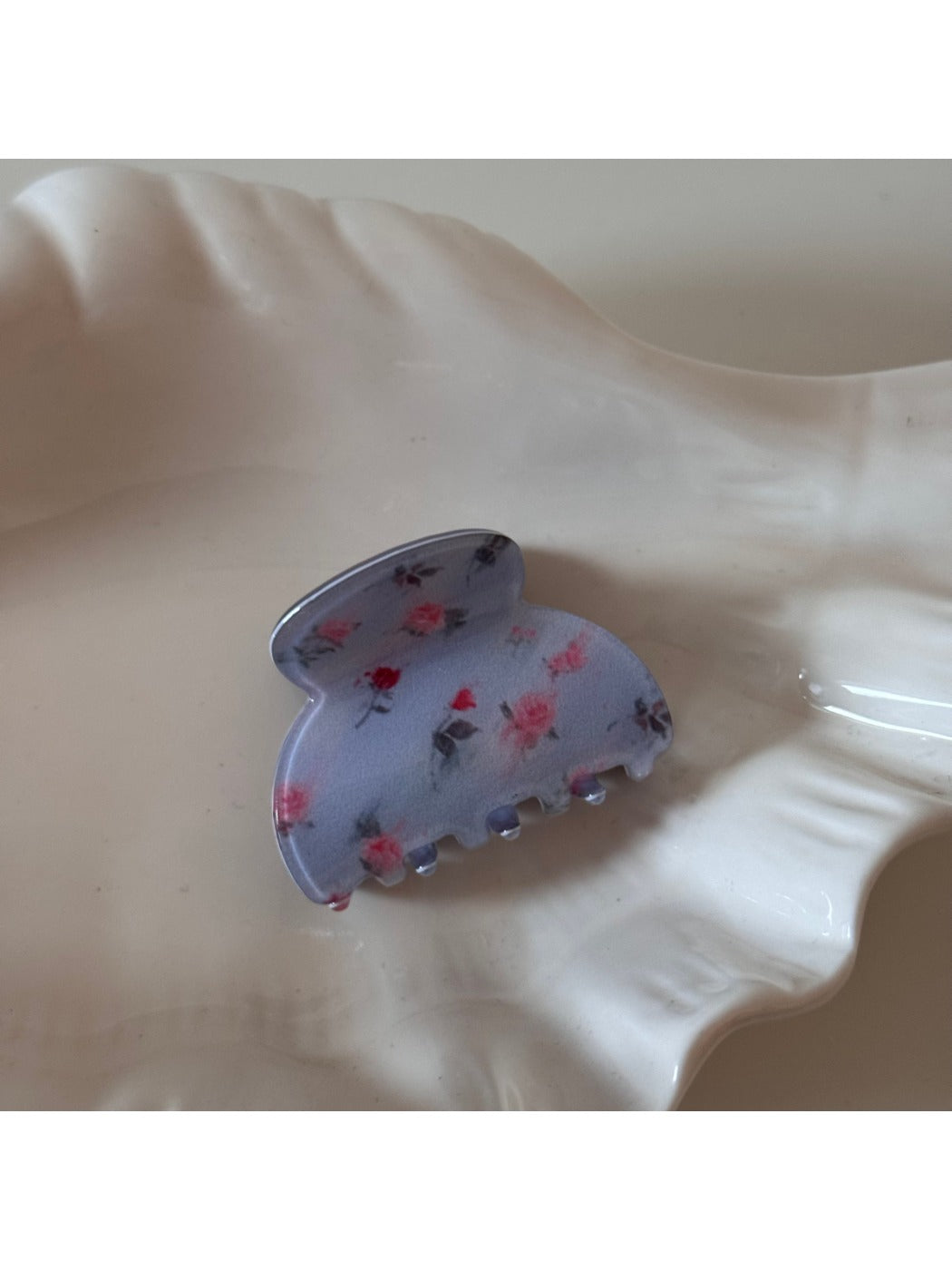 Beau - Blue Rose Print Hair Claw Clip