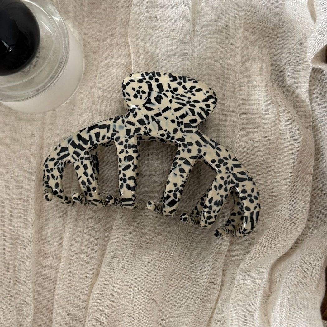 Beau - Irregular Acetate Fiber Alloy Claw Clip