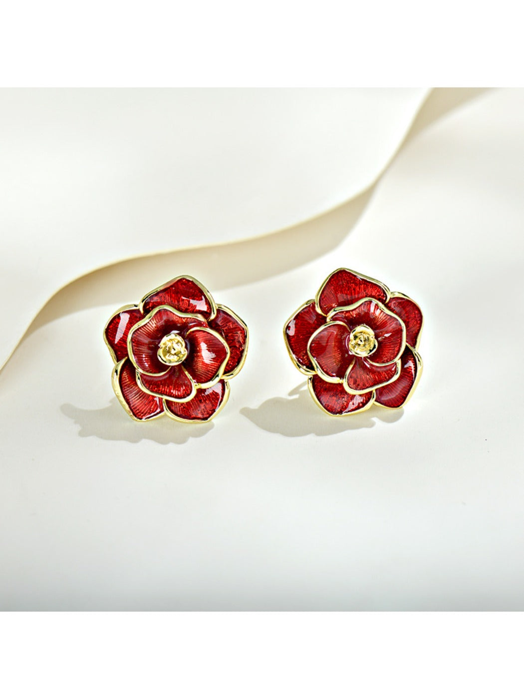 Earedge - Red Flower-Shaped Earrings