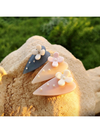 Beau - Sweet Flower Duckbill Acetate Hair Clip