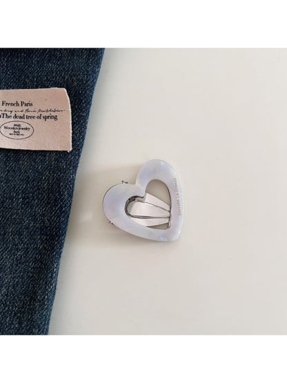 Beau - Sweet Heart Shaped Cut Out Hair Clip