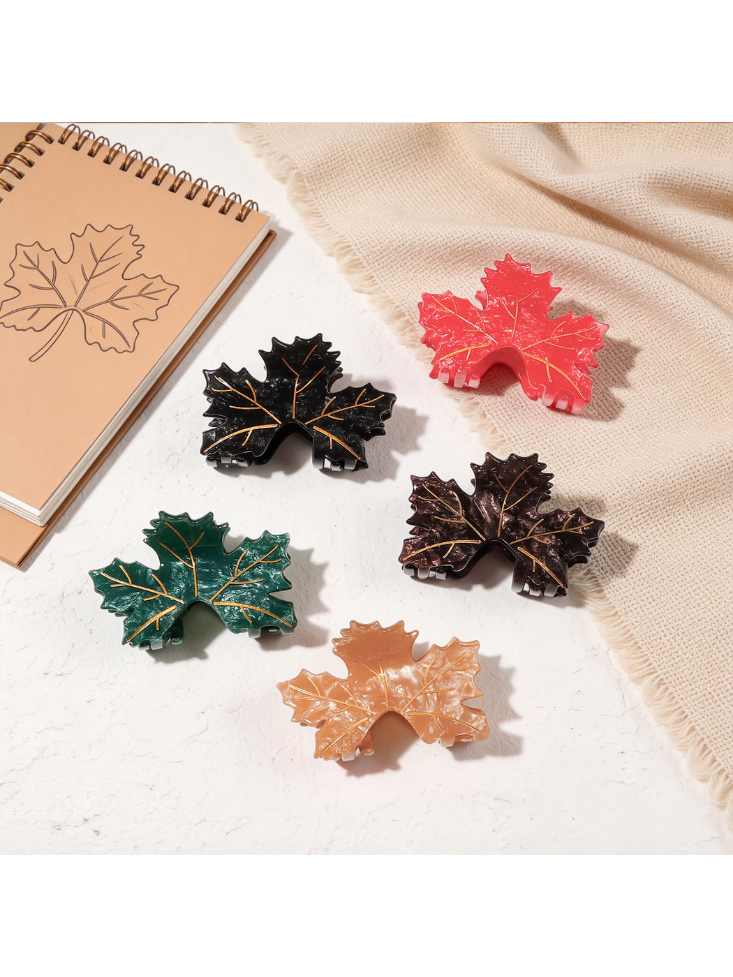 Beau - Vintage Maple Leaf Shape Claw Hair Clip