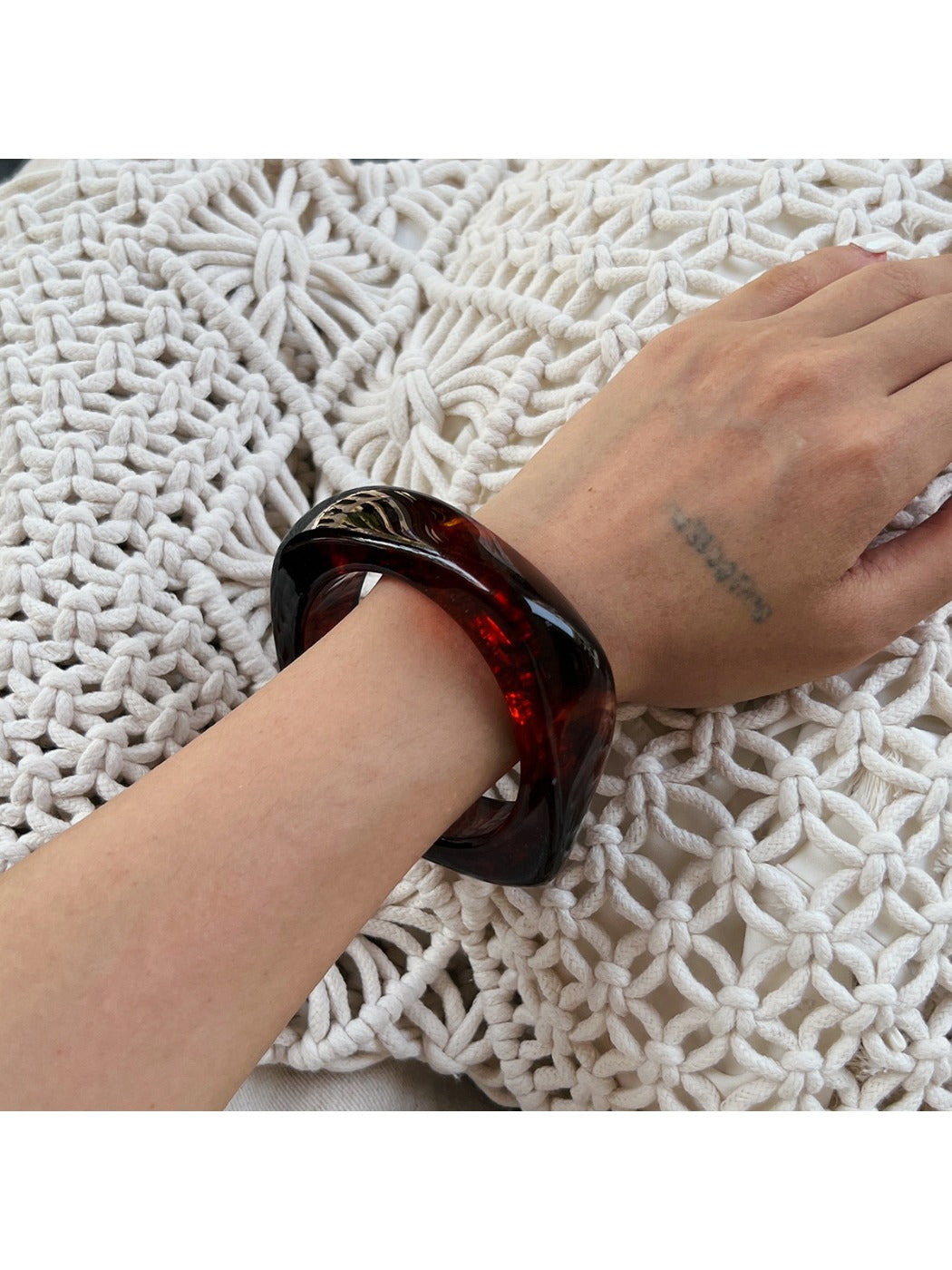 Lovra Chic Vintage Ombre Bracelet in elegant packaging ready for gifting