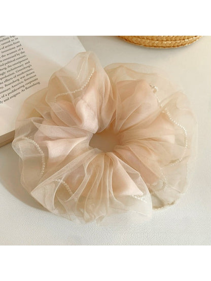 Gifty - Soft Light Pink Tulle Scrunchie