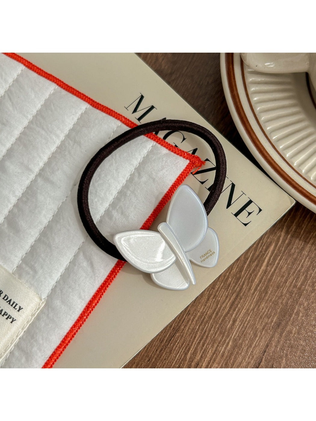 Gifty - Elegant Acetate Butterfly Hair Tie