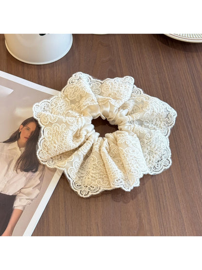 Gifty - Four Layer Lace Mesh Light Luxury Hair Circle