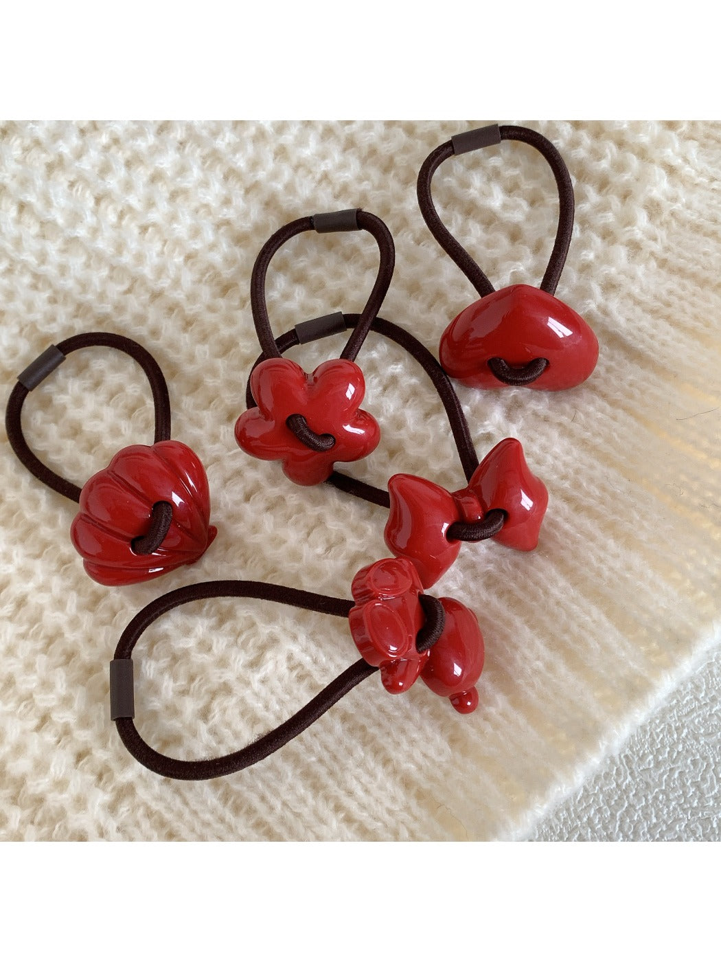 Gifty - Cute Red Fashion Hair Tie