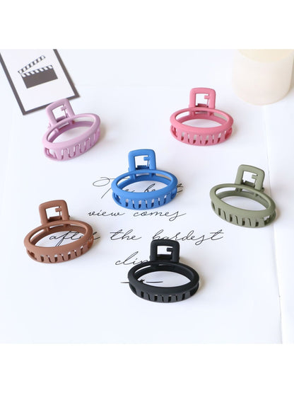 Beau - Minimalist Oval Shaped Openwork Claw Clip
