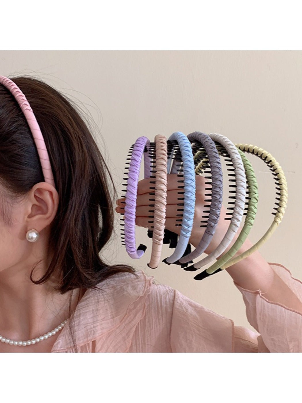 Close-up of Gifty solid color headband showing smooth fabric texture