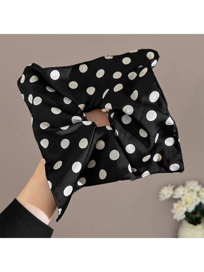 Gifty - Polka Dot Sweet Hair Tie