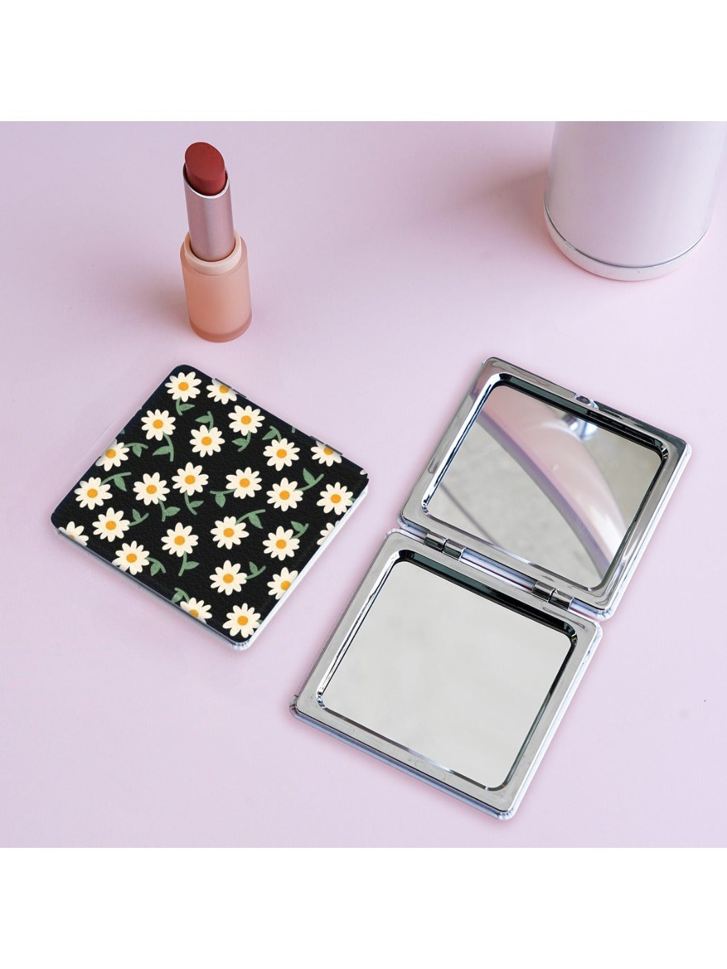 Mirroray - Exquisite Flower Pattern Makeup Mirror
