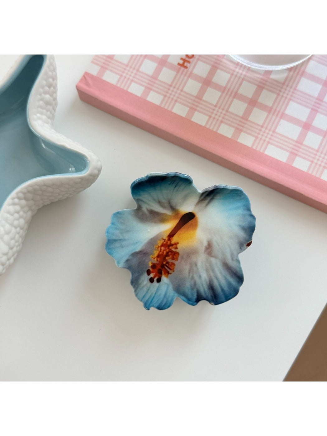 Beau - Elegant Colorful Hibiscus Shaped Claw Clip
