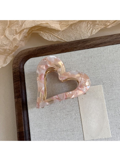 Beau - Premium Heart-Shaped Hair Clip