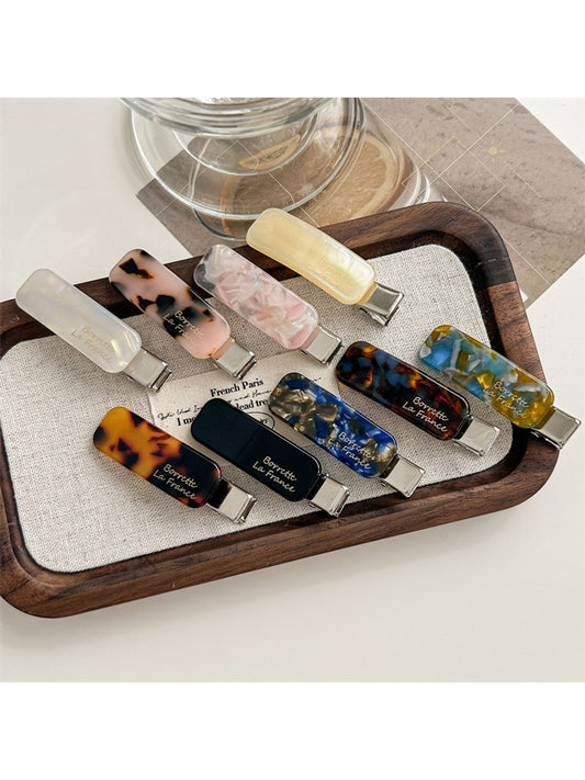 Beau - Rectangular Acetate Duckbill Geometric Hair Clip