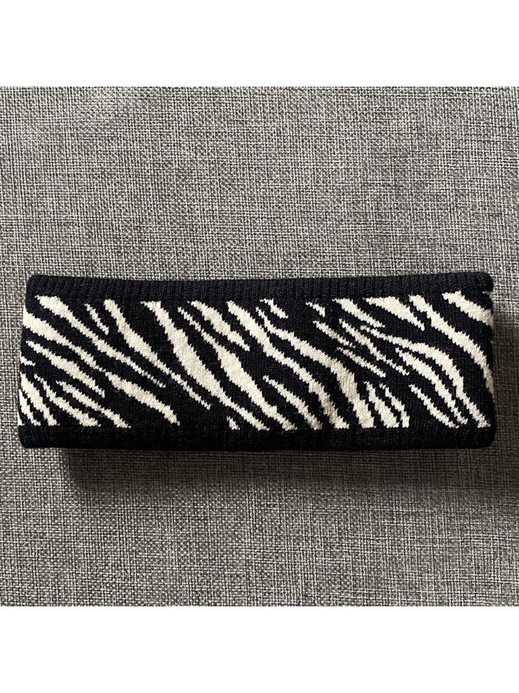 Gifty - Wide Knit Headband Zebra Print Hair Accessory