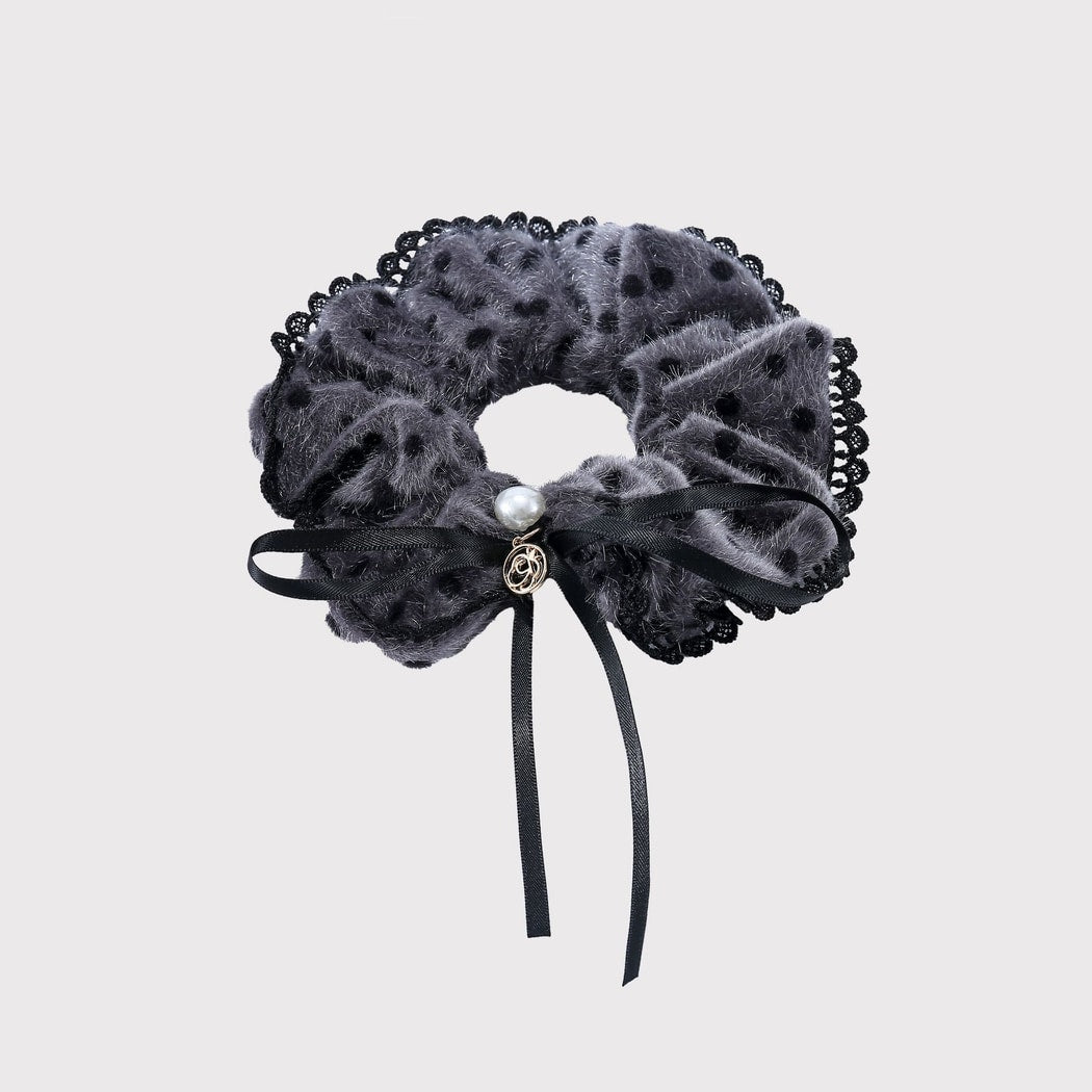 Gifty - Elegant Gray Polka Dot Bow Detail Scrunchie
