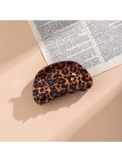 Beau - Retro Leopard Print Square Claw Clip