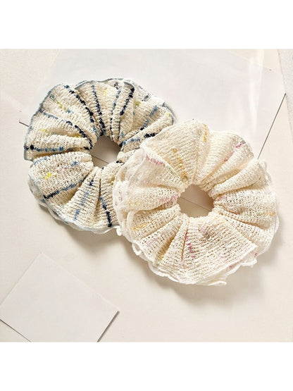 Gifty - Elegant Striped Fabric Scrunchie