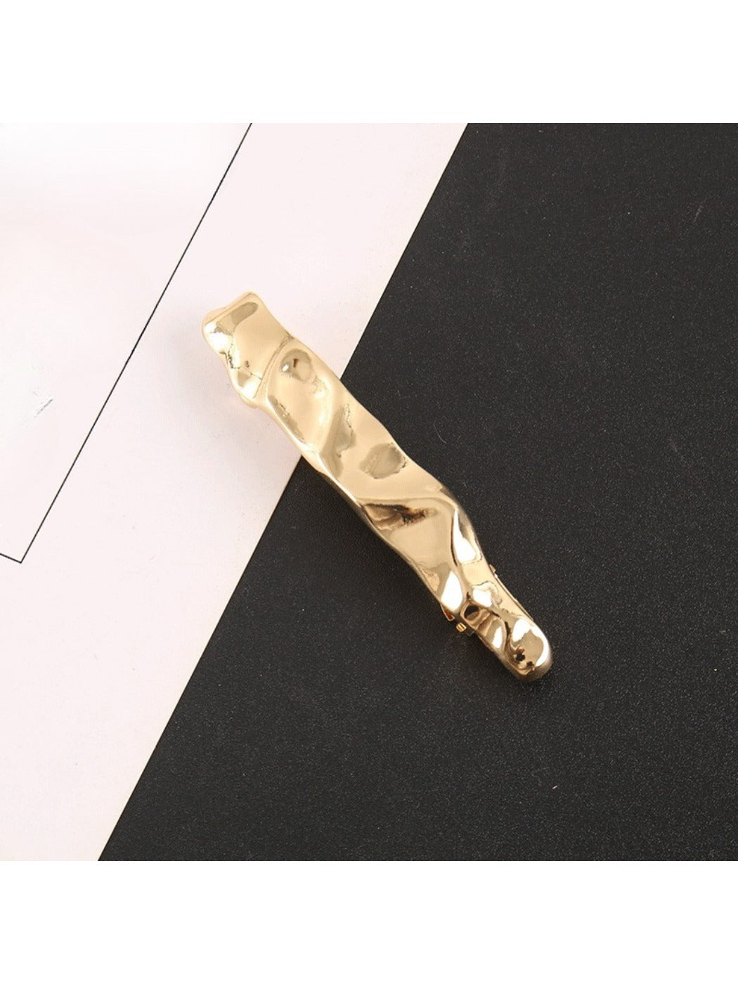 Beau - Simple Unique Beautiful Hair Clip