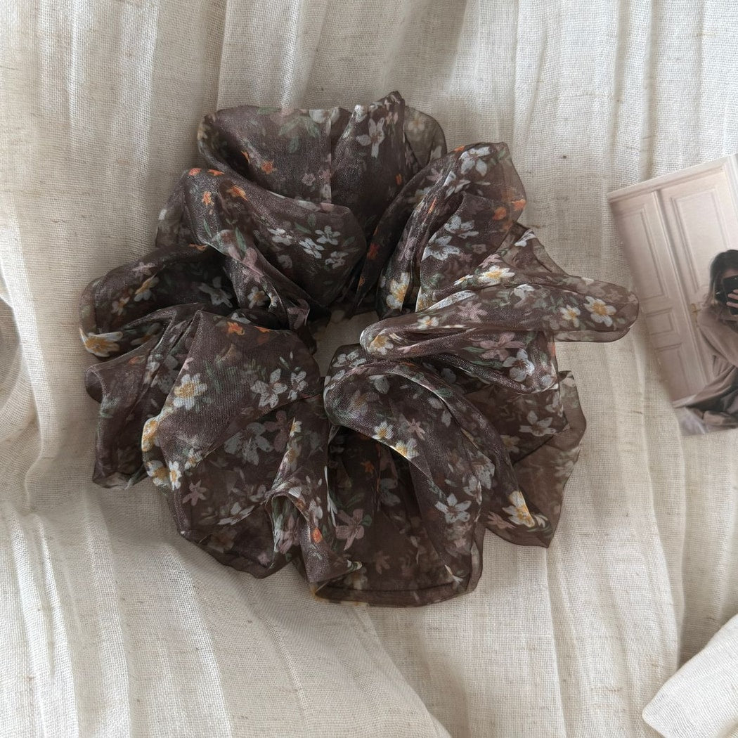 Gifty - Ruffled Polyester Print Scrunchie