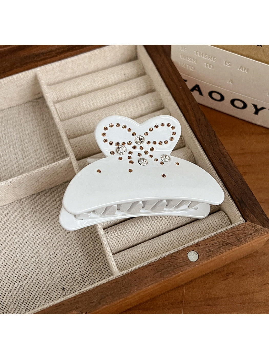 Beau - Butterfly Dot Rhinestone Hair Clip