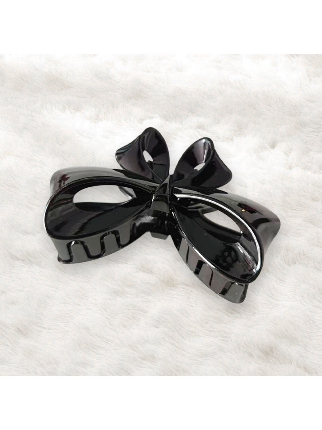 Beau - Retro Bow Shape Plastic Claw Hair Clip