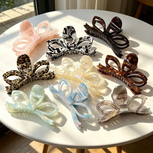 Beau - Sweet Style Lotus Openwork Claw Clip