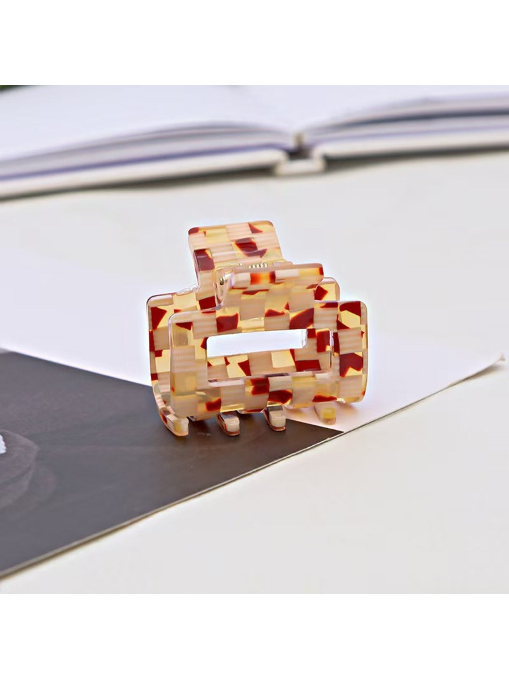 Beau - Fashionable Square Acetate Hair Clip