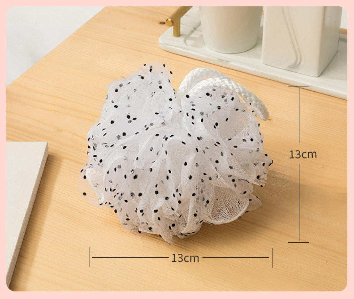 PAPO – Monochrome Dotted Bath Pouf