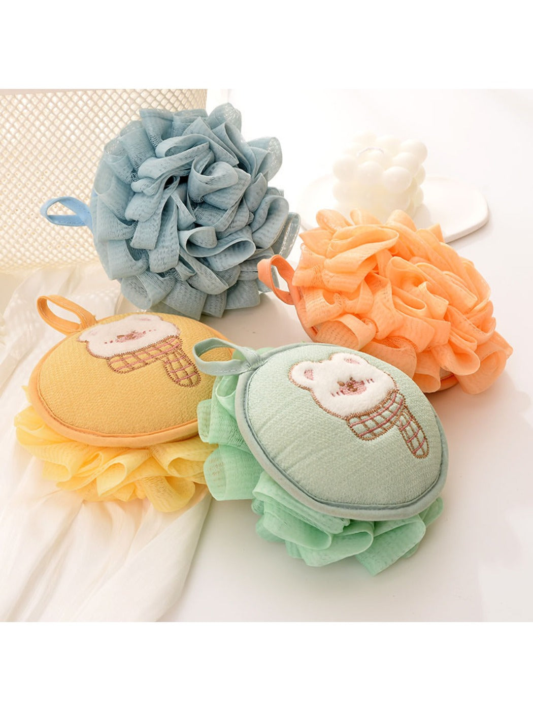 Papo - Cartoon Bear Bath Pouf Soft Foamy Scrubber