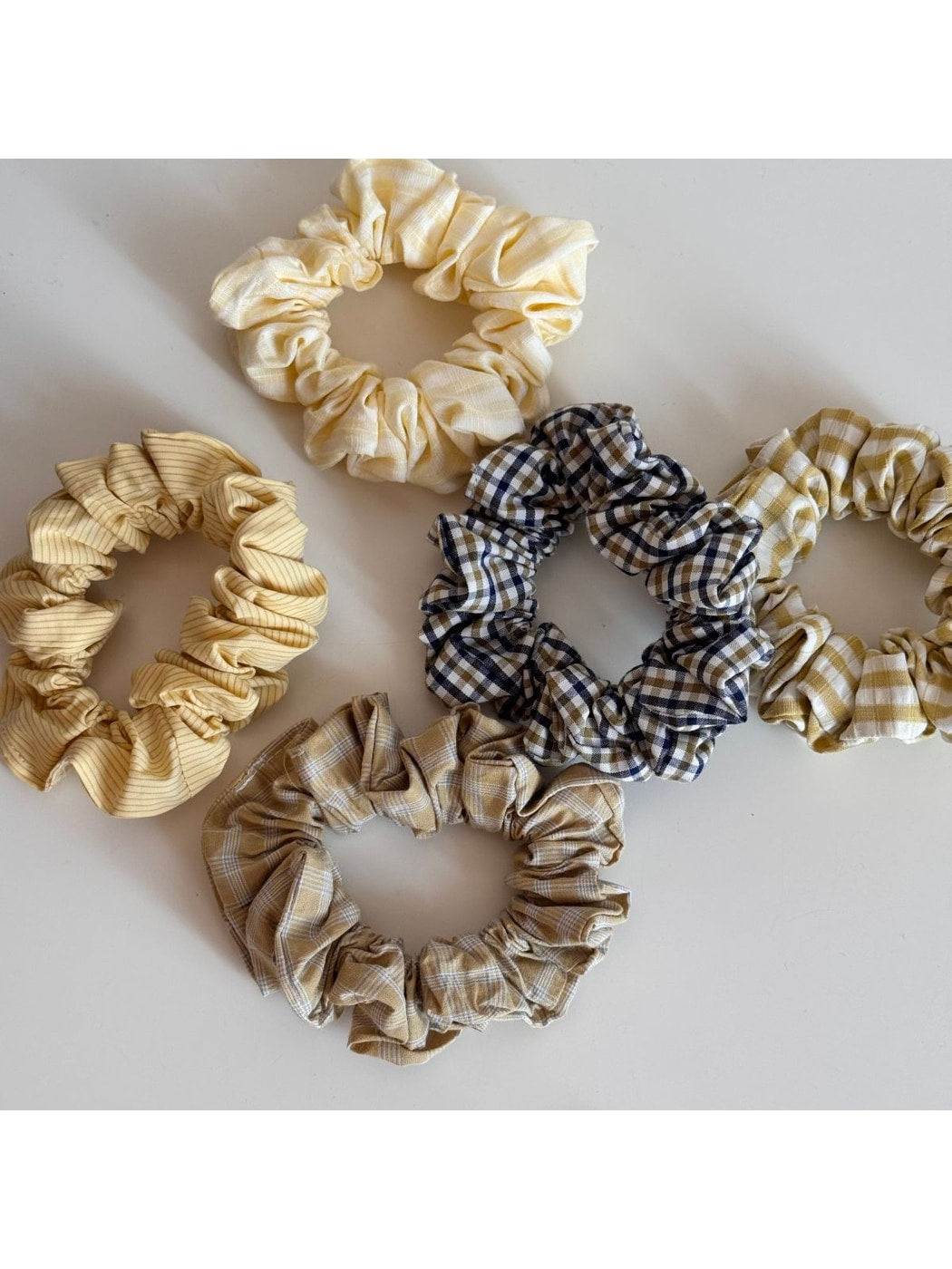 Beau - Plaid Fabric Covered Oval Alloy Hair Clip