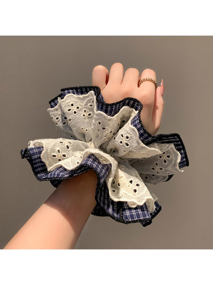 Gifty - Brown Plaid Lace Four Layer Scrunchie