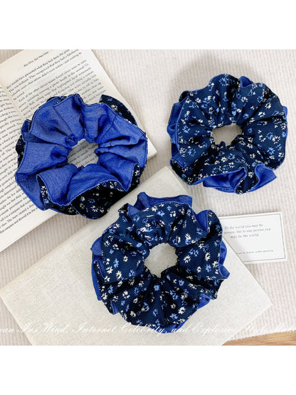 Gifty - Navy Blue Floral Hair Tie