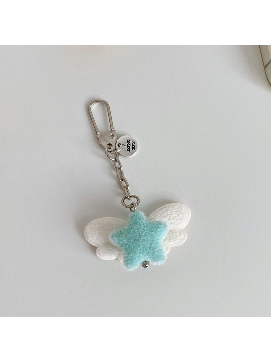 Keypus - Flocked Angel Wing Five-Point Star Keychain