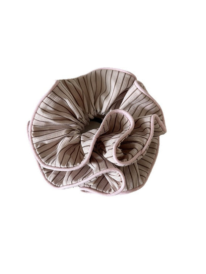 Gifty - Blue Pink Striped Scrunchie