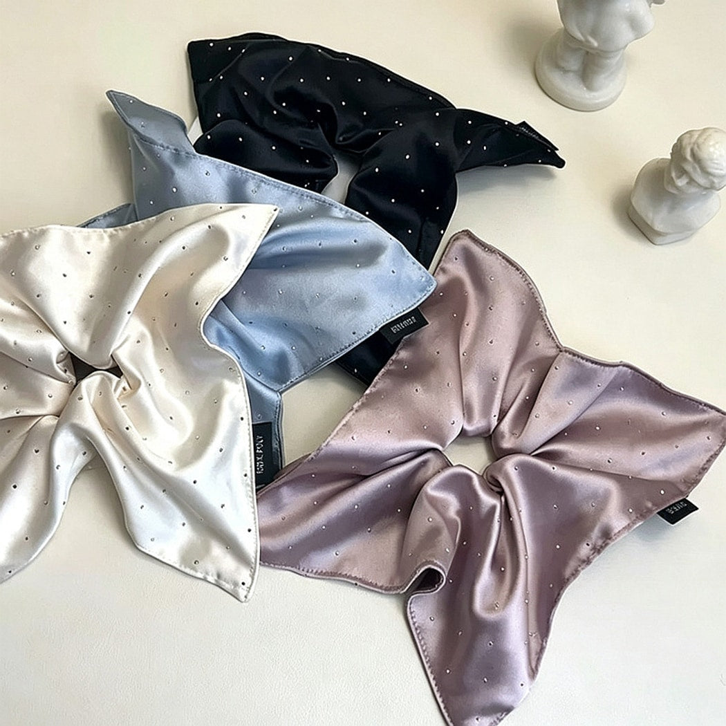 Gifty - Geometric Square Scarf Style Scrunchie