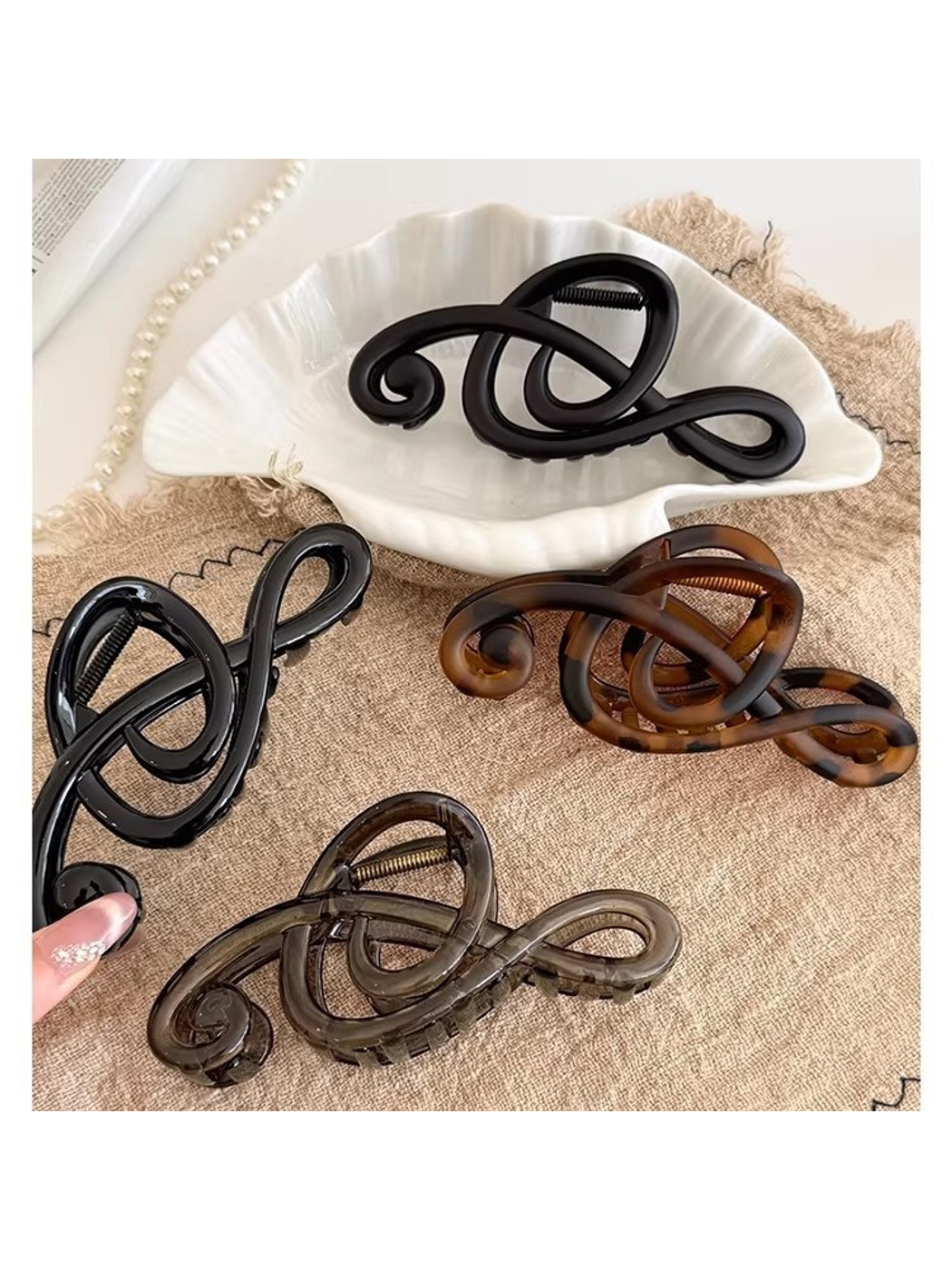 Beau - Glossy Music Note Design Claw Clip