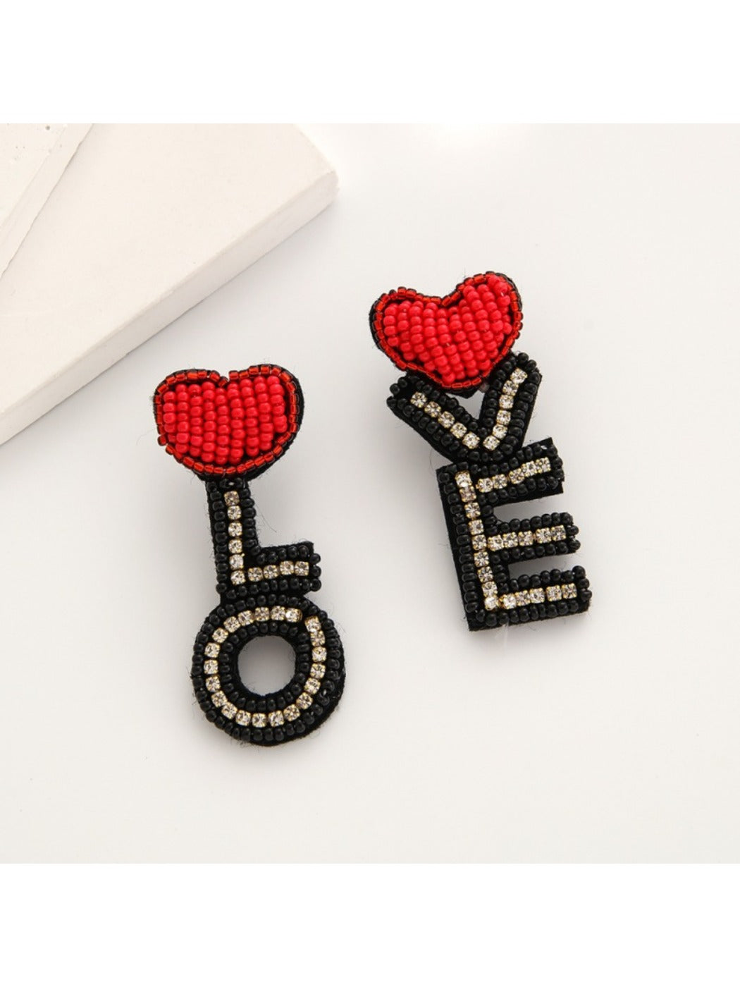 Earedge - Valentine Day Heart Earrings
