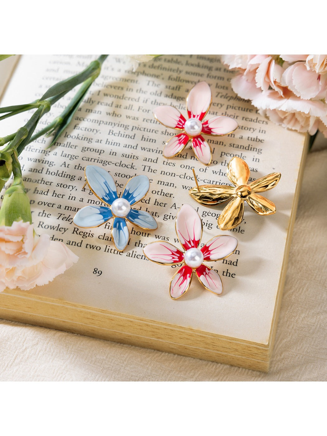 Earedge - Minimalist Color-Block Petal Earrings