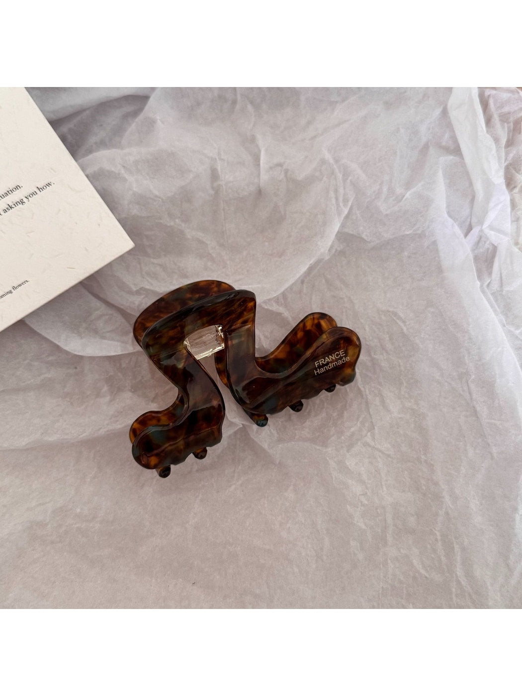 Beau - Simple Wavy Geometric Acetate Claw Clip
