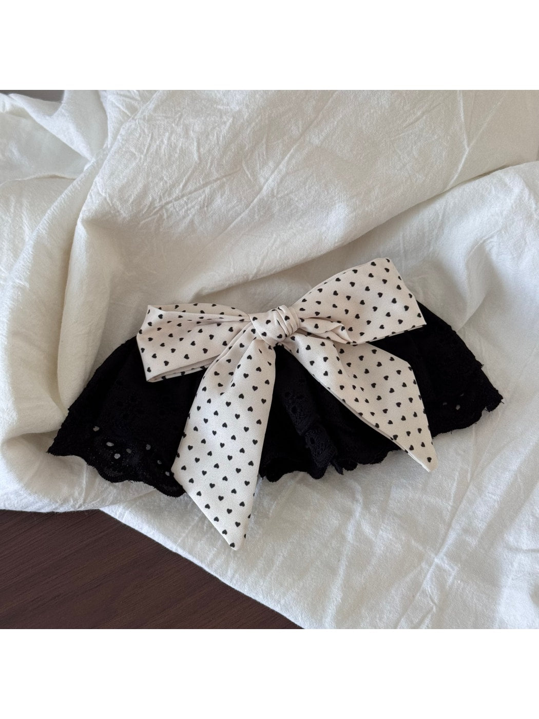 Beau - Irregular Lace Bow Design Hair Clip