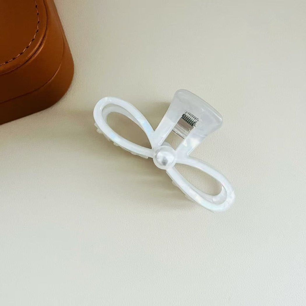 Beau - Open Bow Design Plastic Alloy Hair Claw Clip